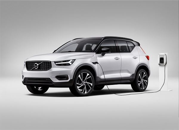 woah! volvo is launching their latest hybrid xc40 recharge t5 and we're liking the tease