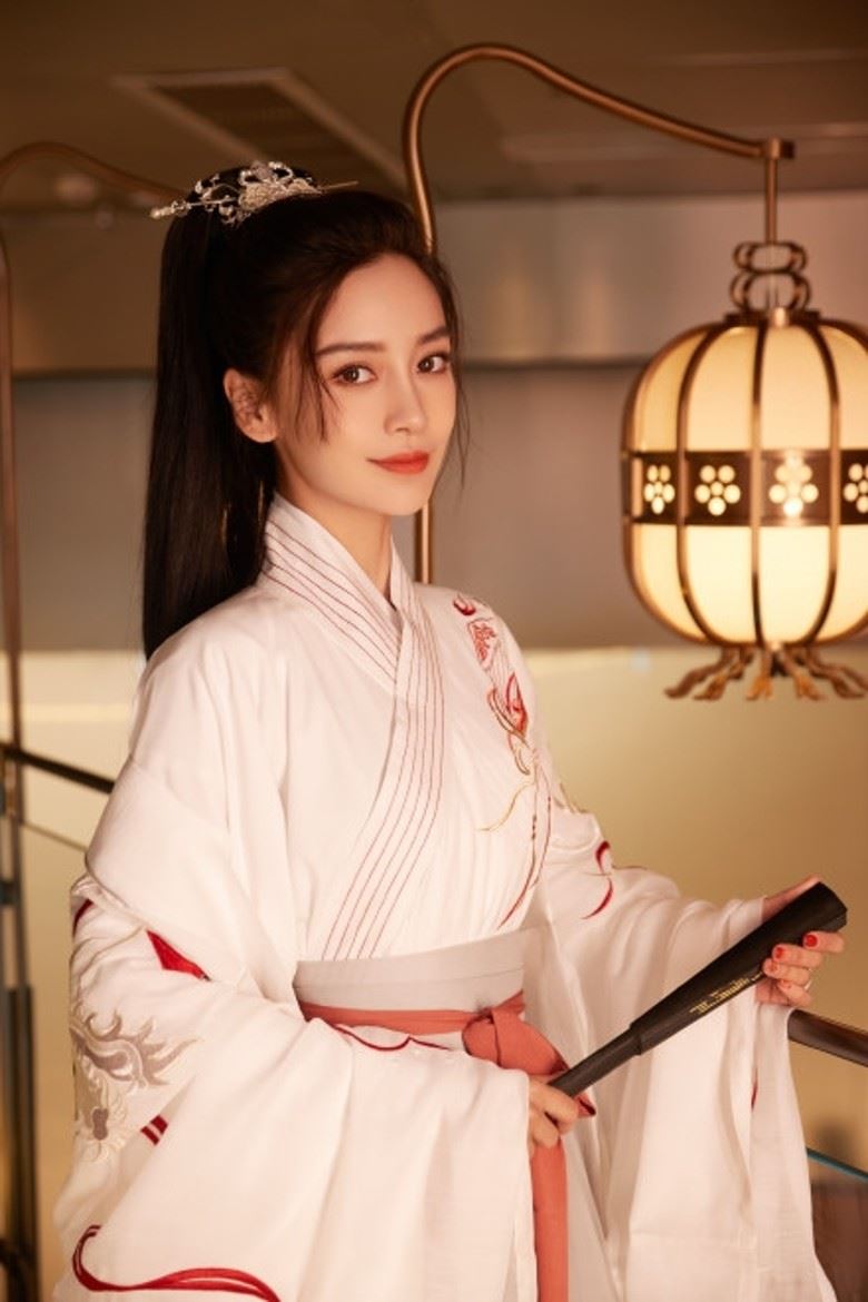 黄晓明发文为baby庆生❗️但少了三个字❗️网友:媳妇没了?