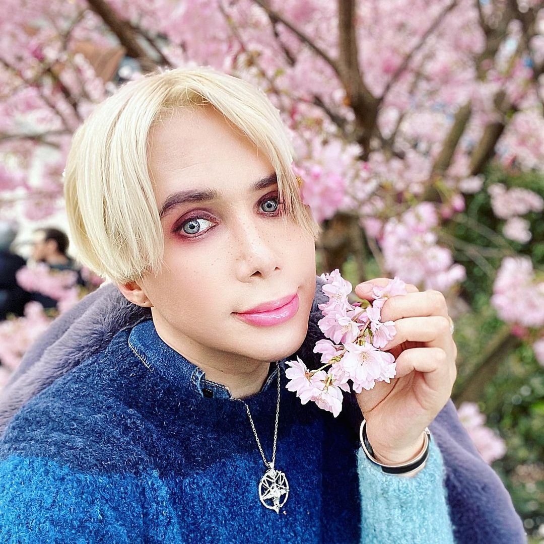 influencer britain nekad buat ‘plastic surgery’ mahu kelihatan seperti bintang k-pop