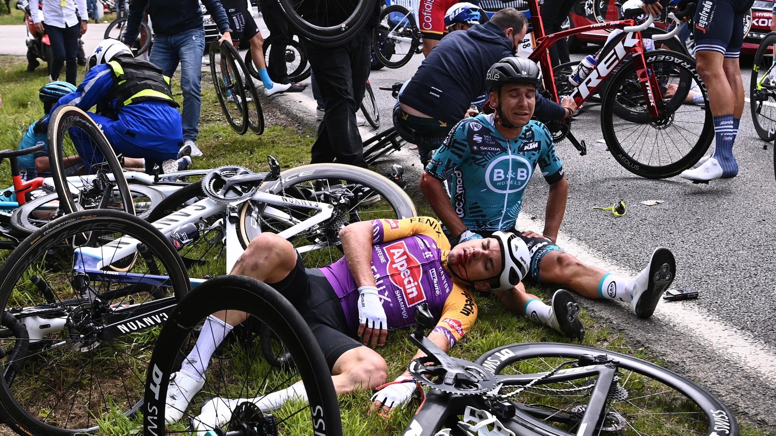spectator who caused the ‘worst-ever’ crash at the tour de france has been arrested 