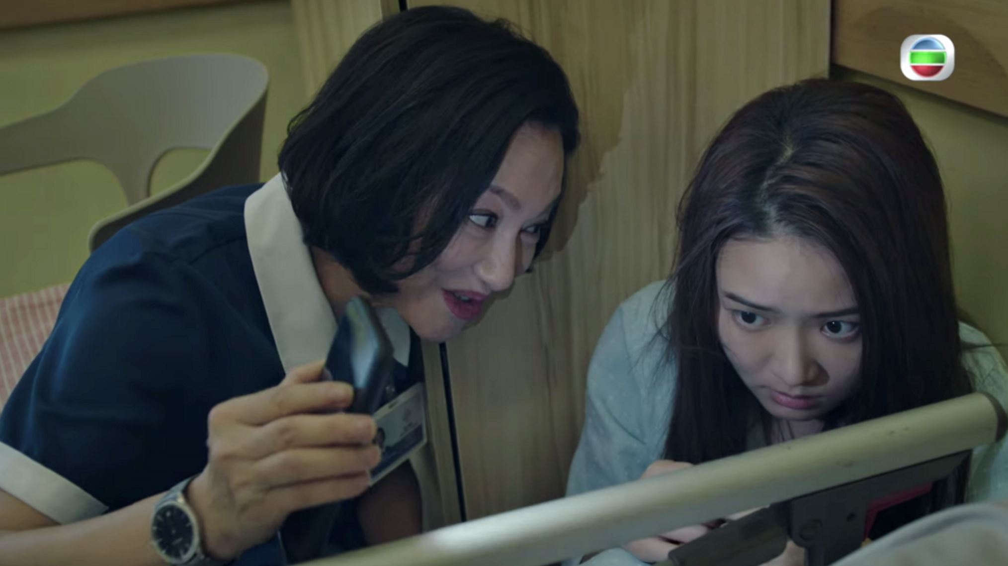 《刑侦日记》惠英红「神级演技」被推爆❗️原来曾患情绪病有幻听💔