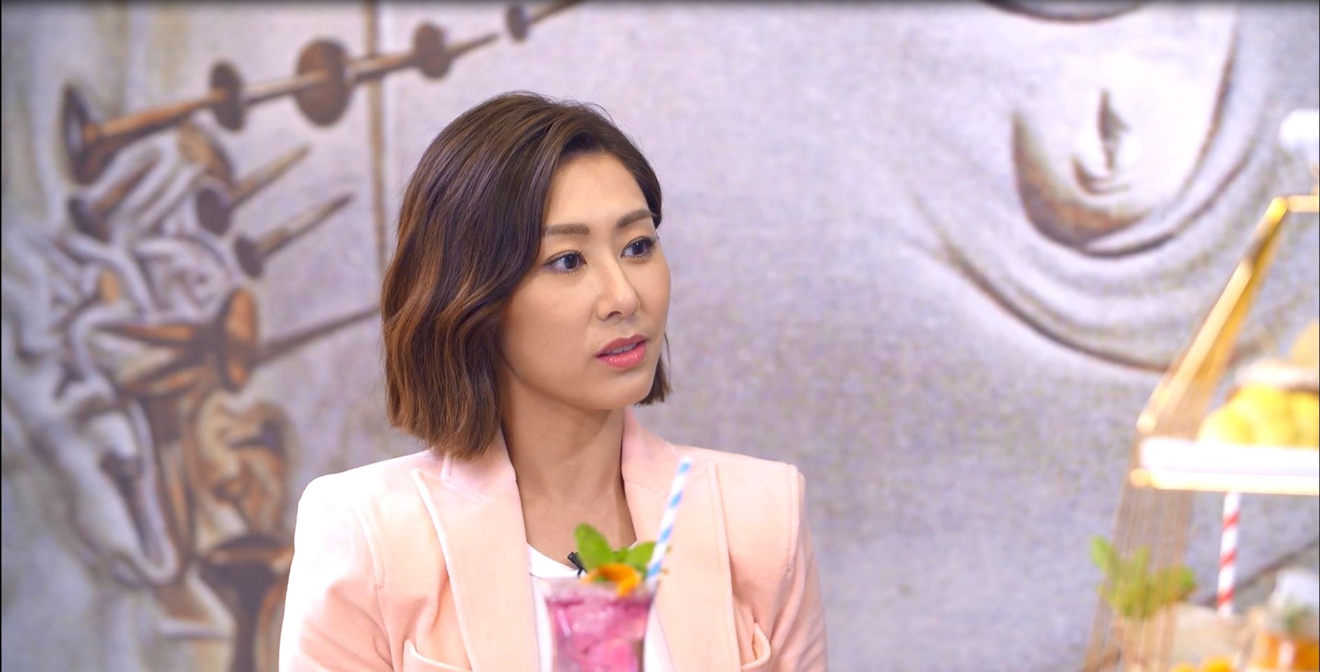 「拍拖对我来讲好奢侈」视后胡定欣认沮丧：我会孤独终老