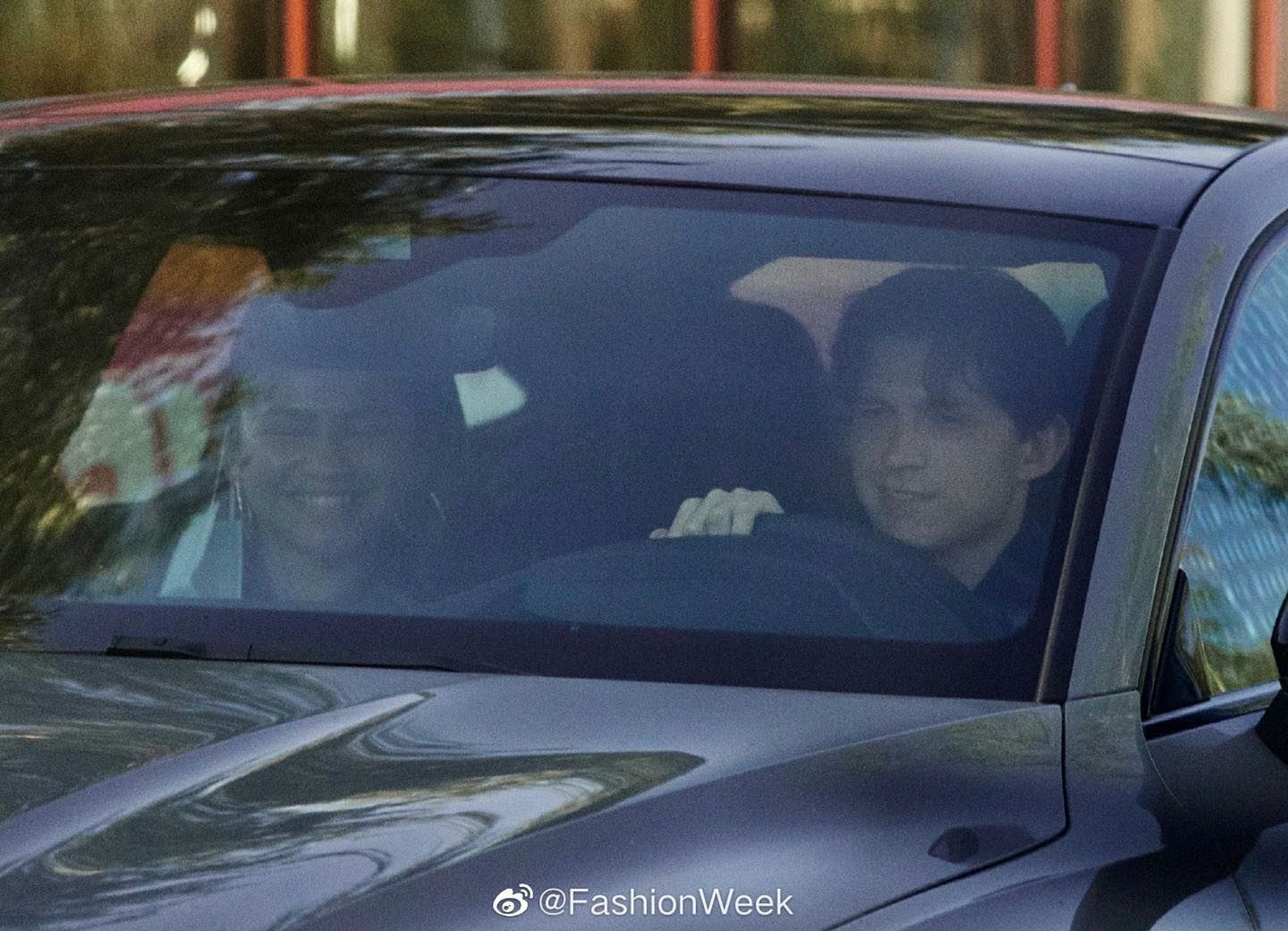 蜘蛛侠cp是真的呀❗️tom holland和zendaya车内热吻❤️