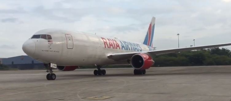 sejuta dos vaksin pfizer sumbangan as selamat tiba di malaysia