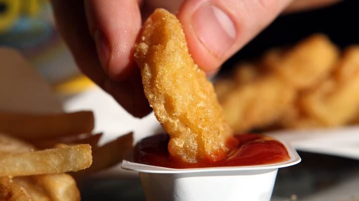 arrested for nugget sauce: man calls in bomb threat for not getting sauce for his nuggets