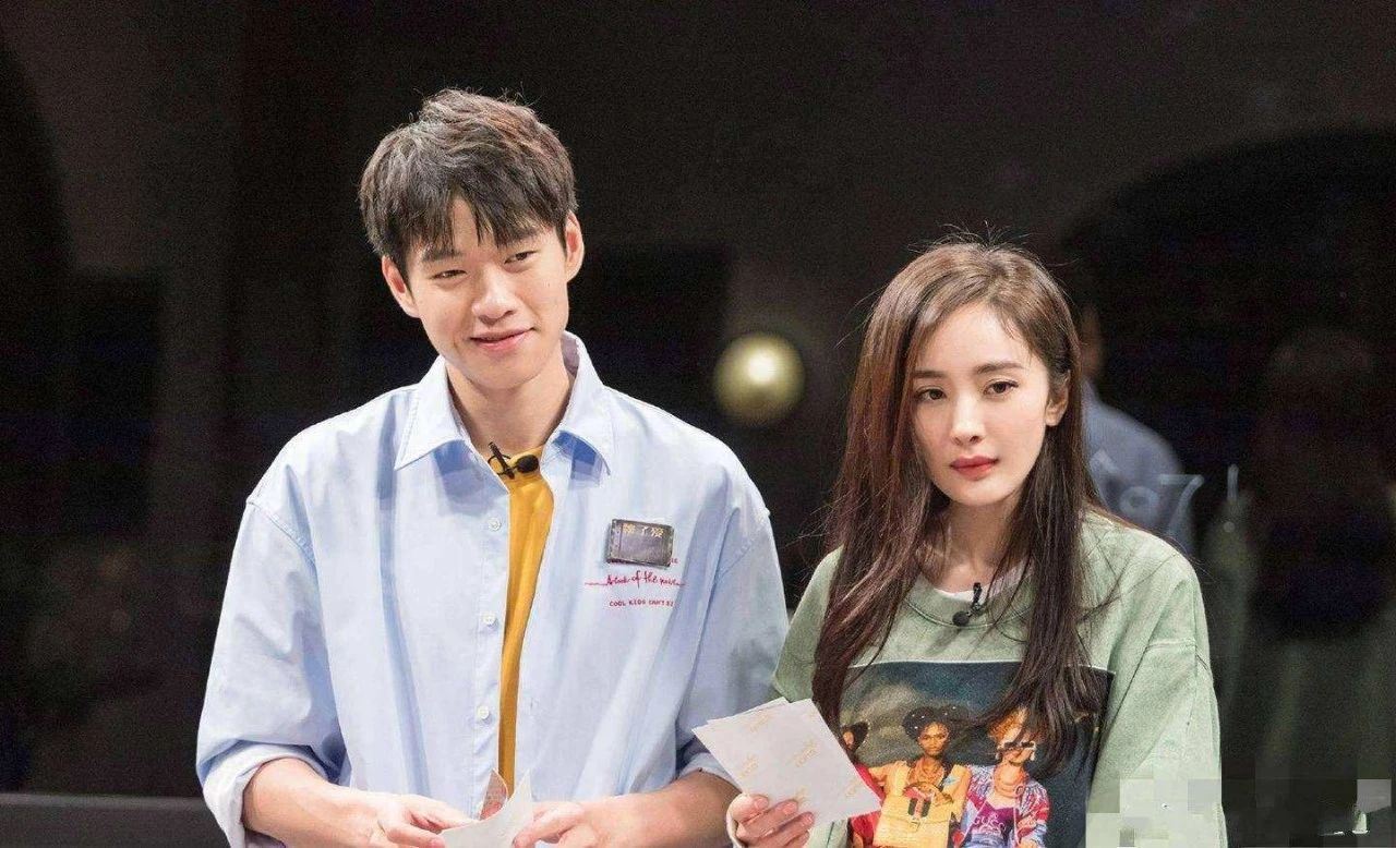 疑似和魏大勋分手了❗️杨幂：我在等待着我的彩虹🌈