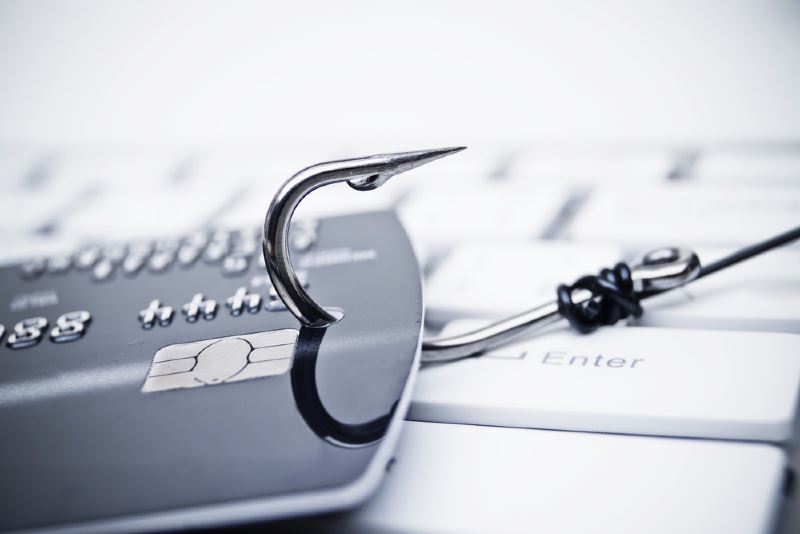 a student in port dickson lost rm2,000 in a parcel scam