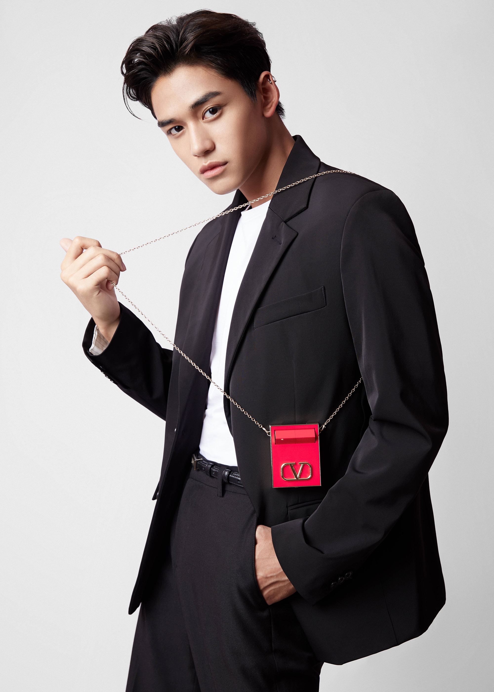 教你9招成为魅力男人！提高情商人人爱