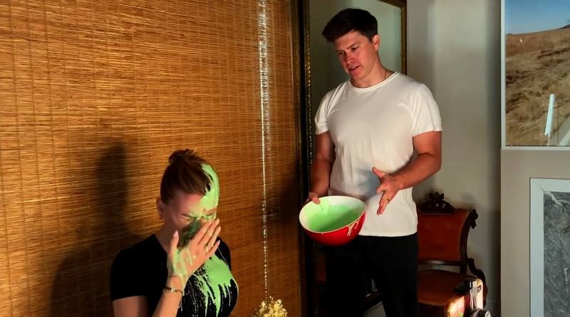 scarlett johansson is pregnant and expecting her first baby with husband colin jost!