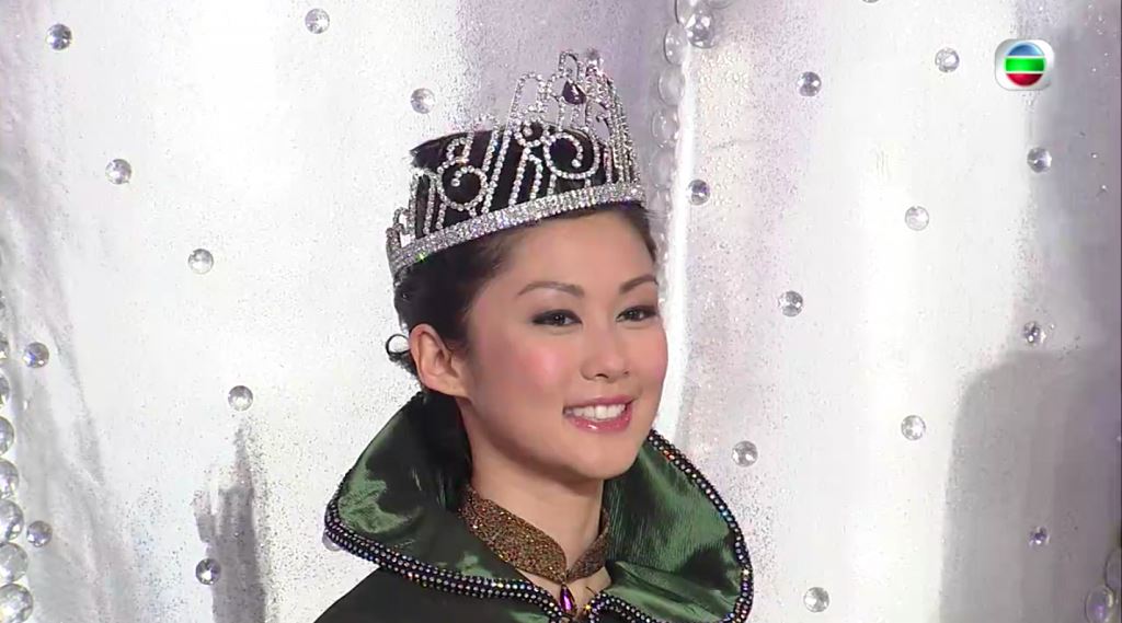 《宝宝大过天》回顾岑丽香参选华姐的「泳衣造型」❗️11年了依然靓爆🔥