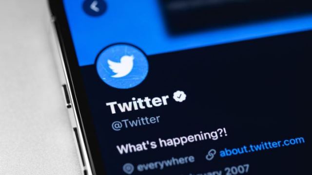 twitter mengaku pernah terbagi 'blue tick' pada akaun-akaun palsu