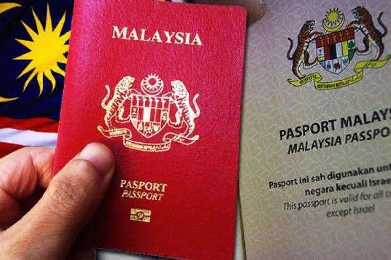 malaysian passport is now 13th most powerful passport in the world!
