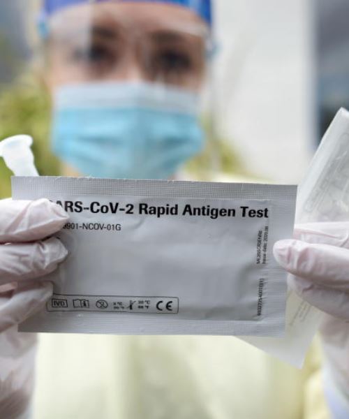 thailand benarkan kit ujian antigen covid-19 dijual kepada orang ramai