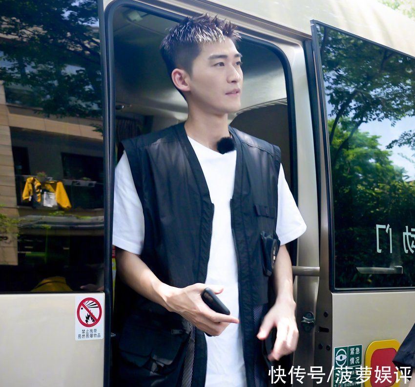 【多图】王者荣耀综艺《你我皆王者》正式开机录制❗️嘉宾阵容超豪华啊🔥