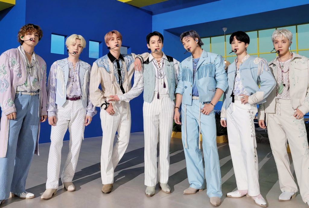 bts jalin kerjasama dengan youtube, lancar cabaran ‘permission to dance’