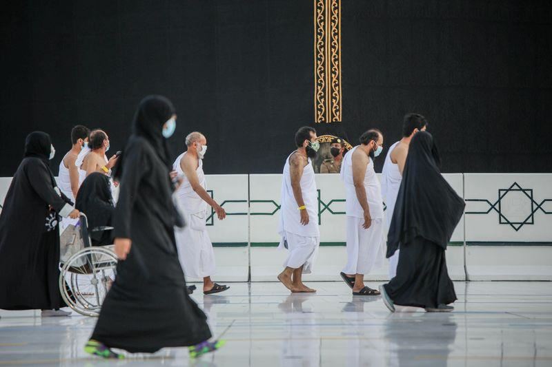 arab saudi benar jemaah luar negara tunai ibadah umrah mulai 10 ogos