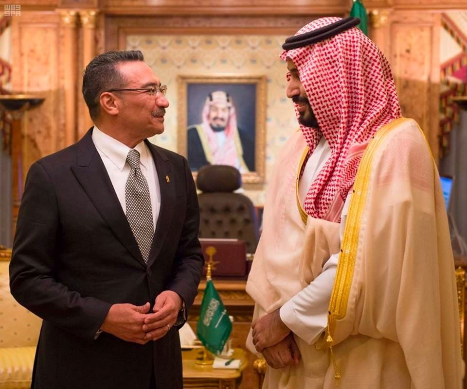 arab saudi bantu malaysia, sumbang peralatan perubatan termasuk satu juta dos vaksin covid-19