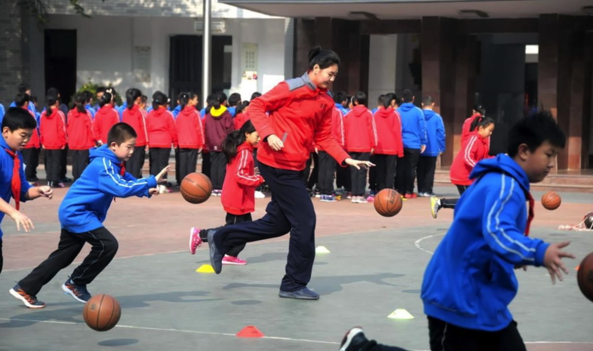 ‘rahsia’ remaja perempuan tangkas bermain bola keranjang, miliki ketinggian 2.26 meter