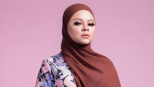 siti sarah, shuib sekeluarga sah positif covid-19, “mohon semua doakan kami”