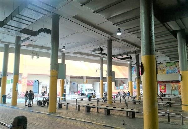 tidak mampu bayar sewa rumah, 4 beranak terpaksa tidur di terminal bas sejak dua tahun lalu