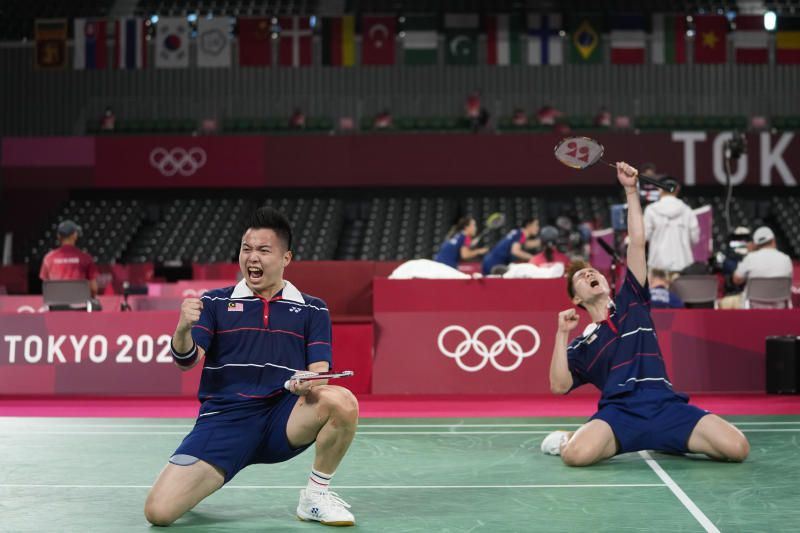 tokyo 2020: tahniah! beregu badminton negara rangkul pingat gangsa buat malaysia