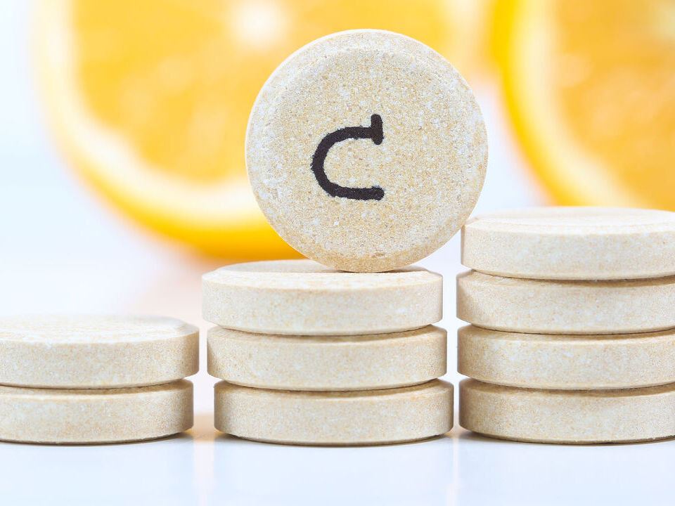 维他命c可预防新冠肺炎？小心吃多了伤身！