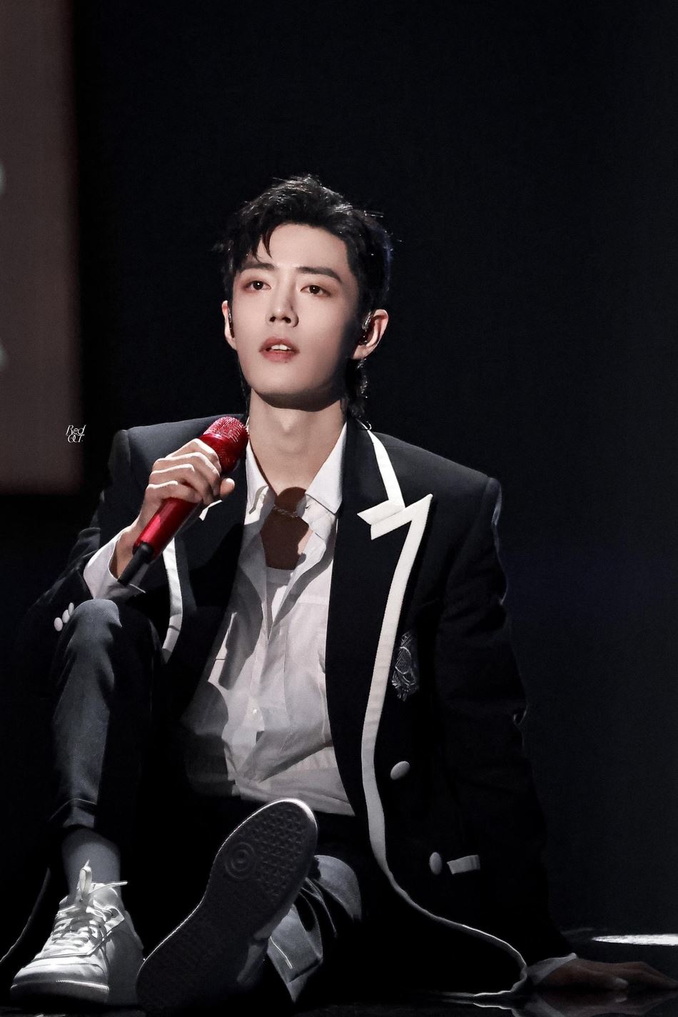 【影片】肖战「全开麦」唱《让我留在你身边》《竹石》❗️网友大赞好稳❤️