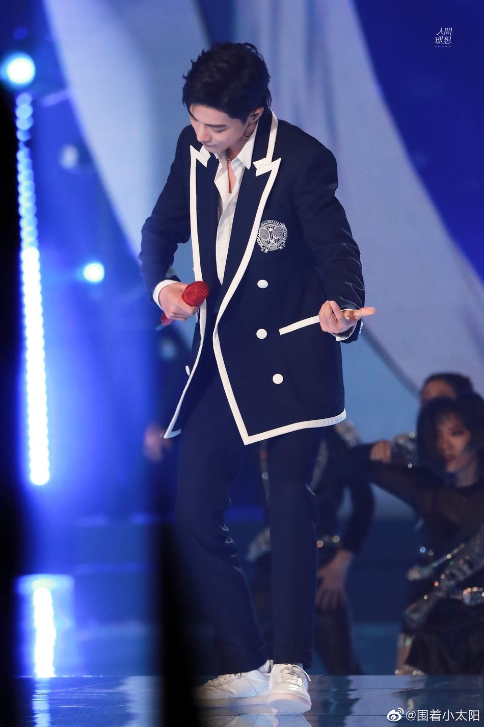 【影片】肖战「全开麦」唱《让我留在你身边》《竹石》❗️网友大赞好稳❤️