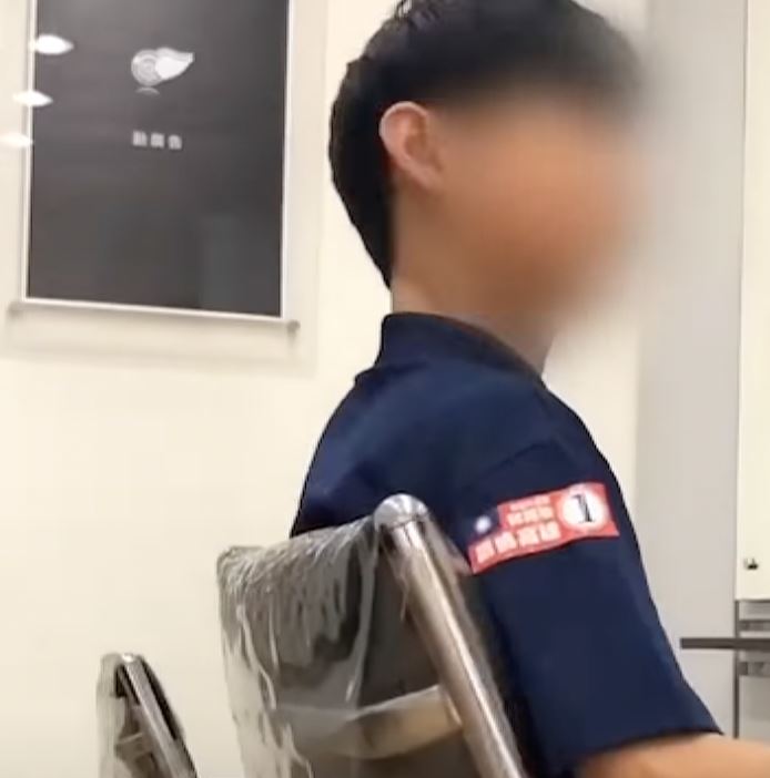 mom gives teenage son half-bald haircut to discourage him from going out during lockdown