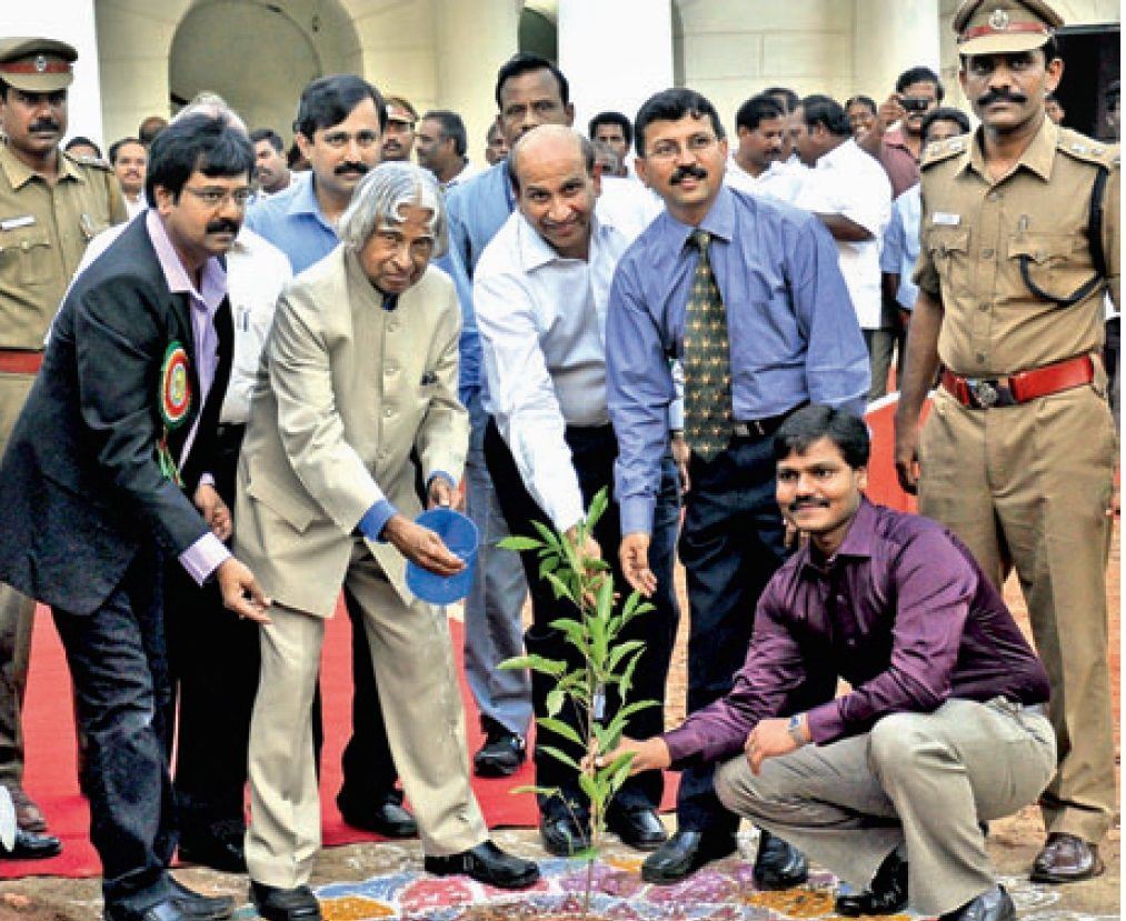 vivek is our artiste of the month! 