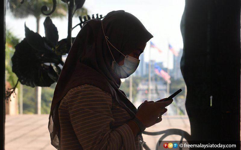 housewife slapped with rm5,000 fine for spreading fake news