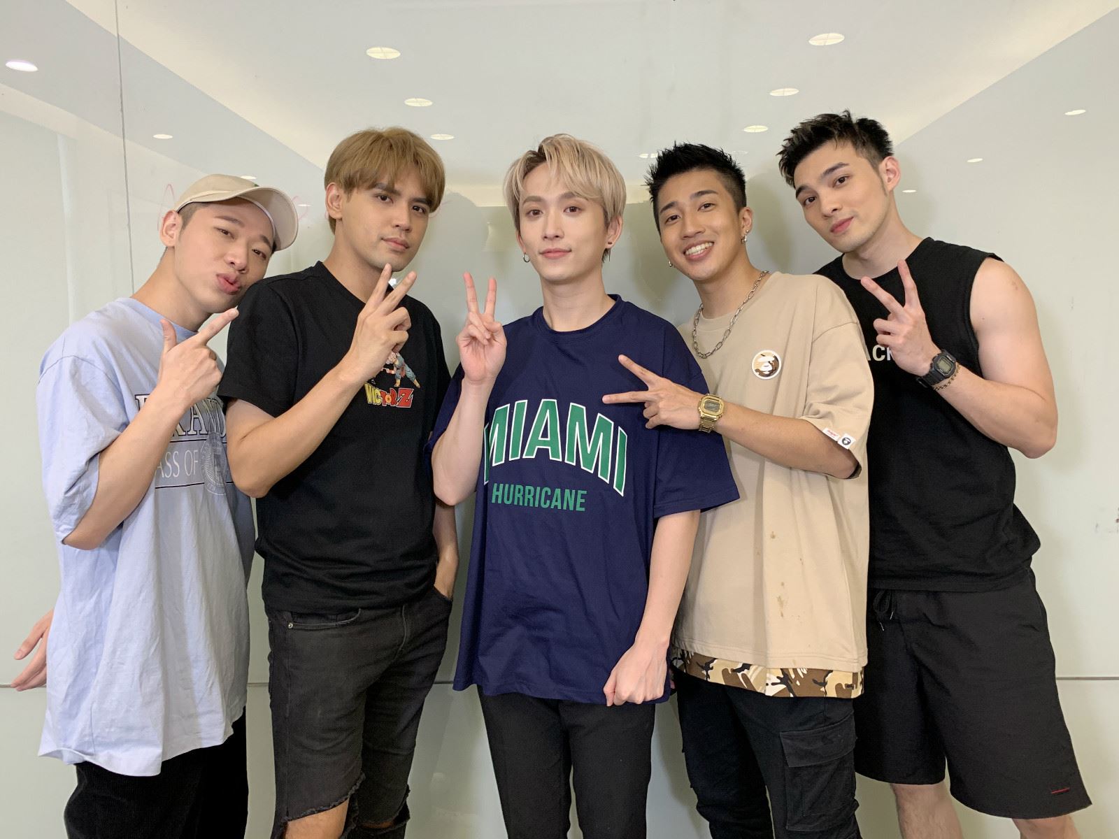 陈零九确诊新冠肺炎❗️首位确诊的台湾艺人❗️「五坚情」已在自主隔离