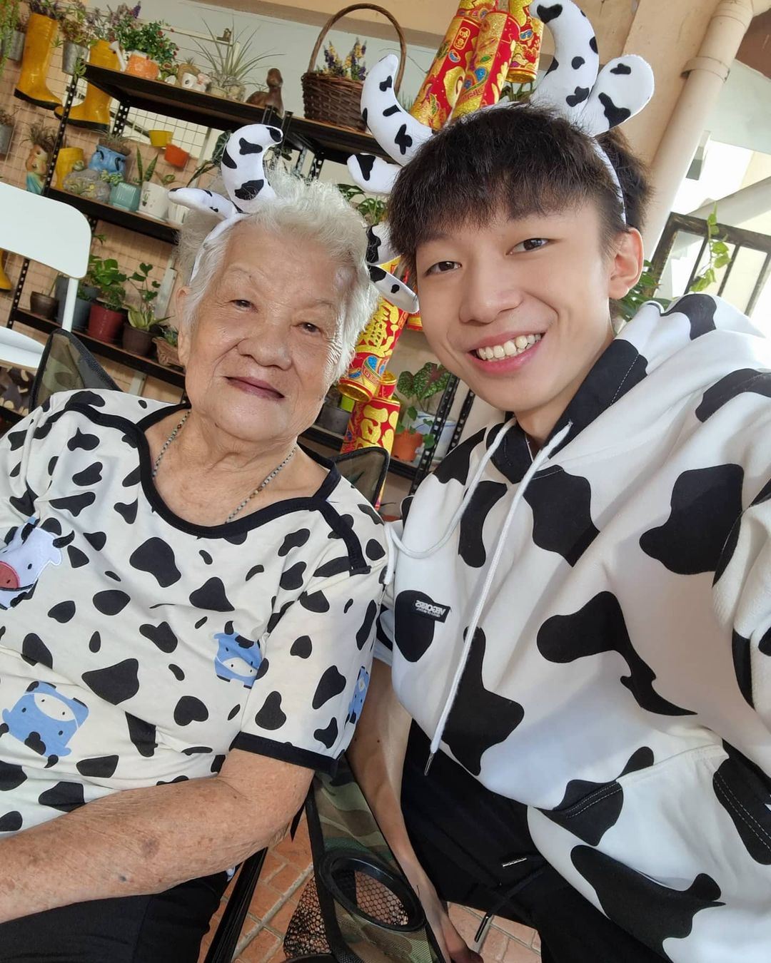 bryson奶奶开instagram啊❗️不到24小时就有两万followers🔥