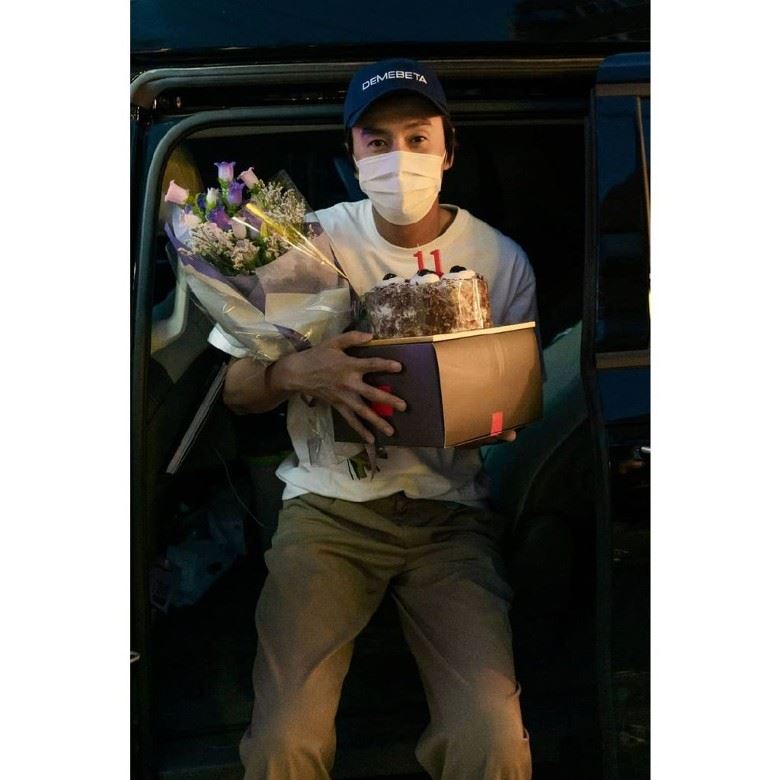 李光洙今天告别running man❗️最后一次录制照曝光❗️导演：光洙从不say no