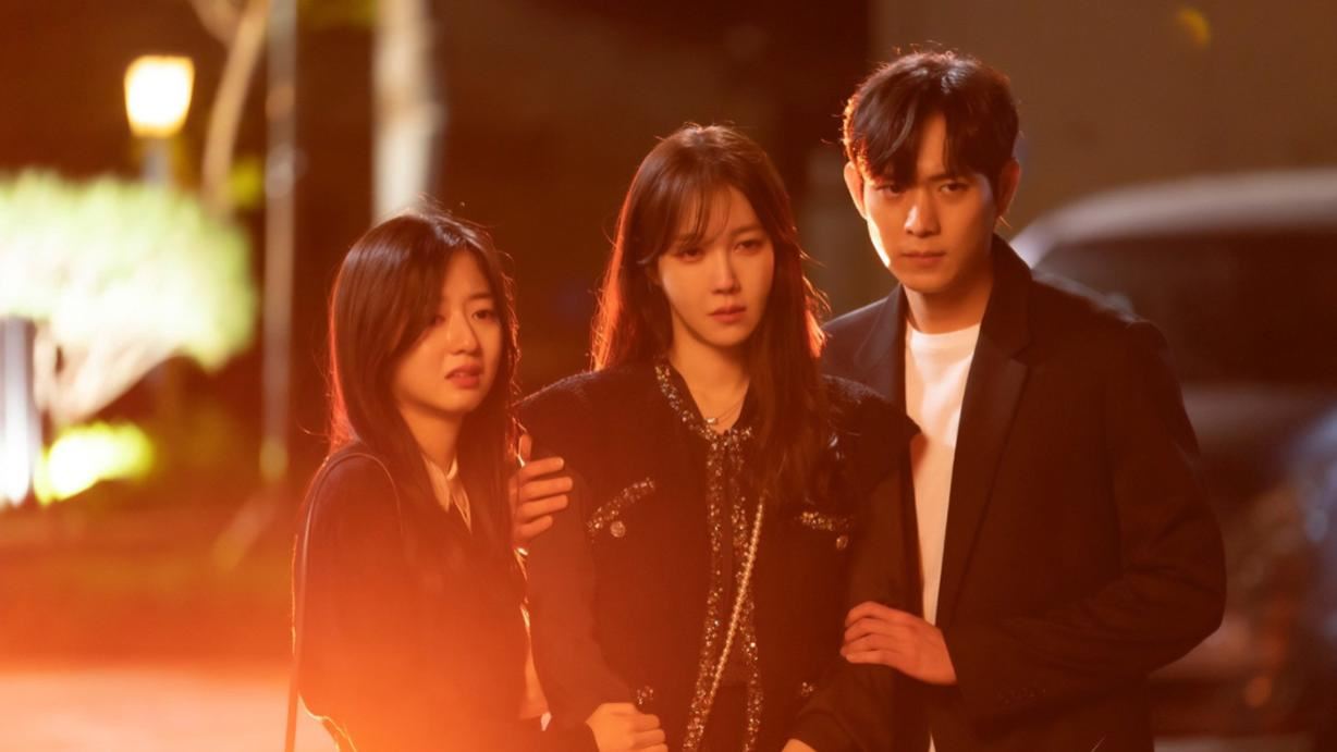 《penthouse》第三季人物关系曝光❗️白俊基是沈秀莲的未婚夫❓