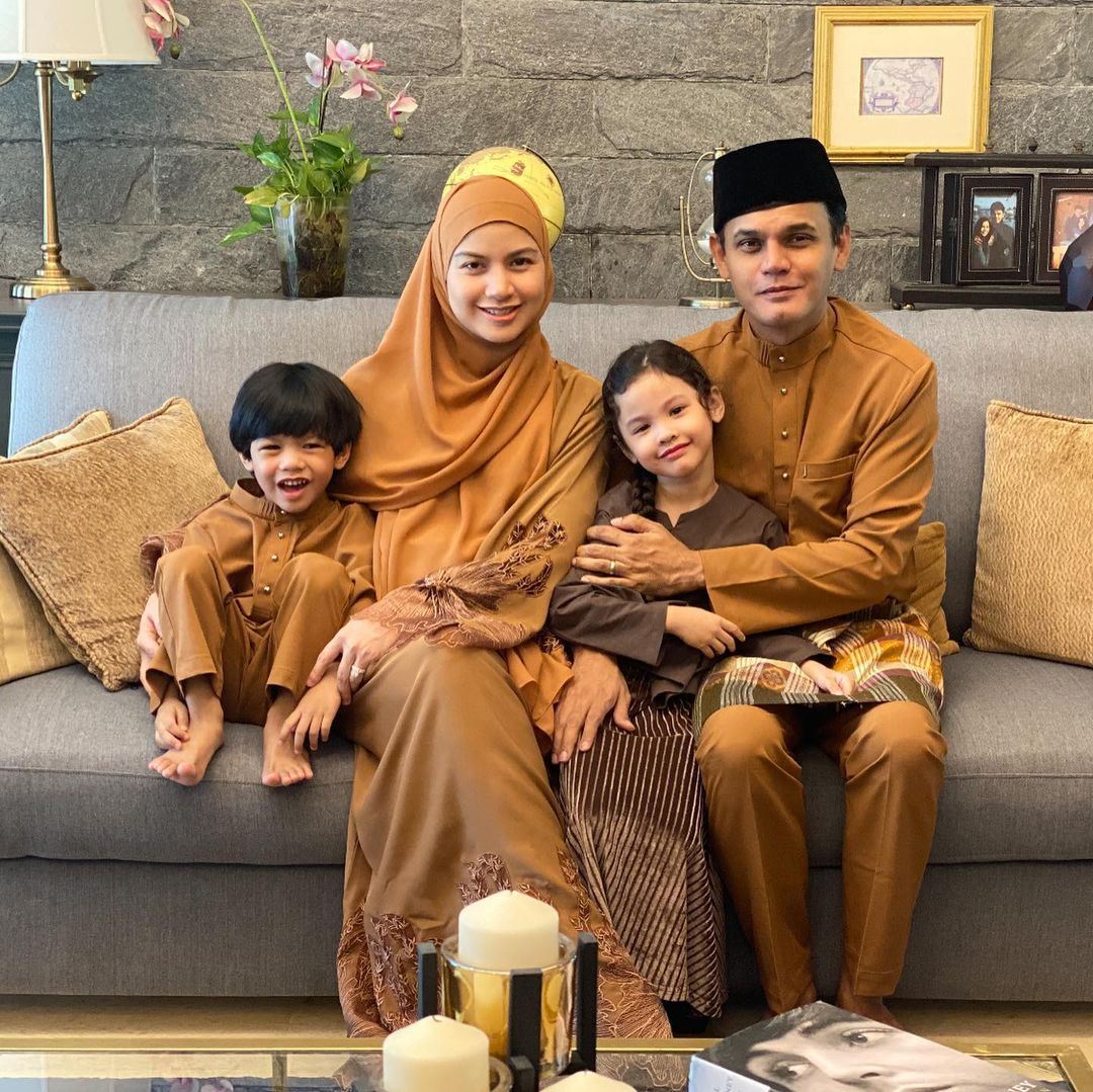 lisa surihani selamat lahirkan bayi lelaki pada ulang tahun datuk yusry ke-48