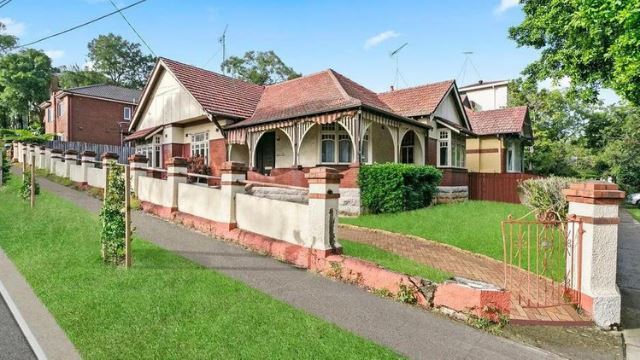 tiada dapur & tandas, rumah 'usang' ini dijual pada harga rm19 juta