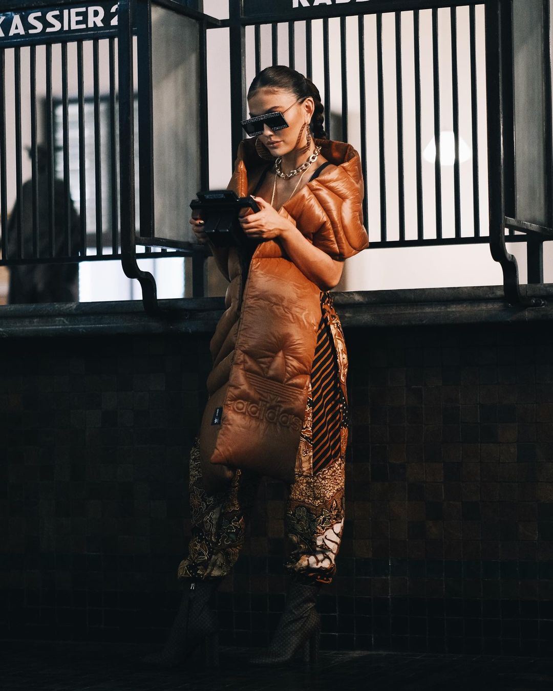 [video] agnez mo buka klinik sendiri, beri vaksin covid-19 percuma kepada penduduk setempat