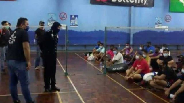 main badminton ramai-ramai masa pkp, serius lah?