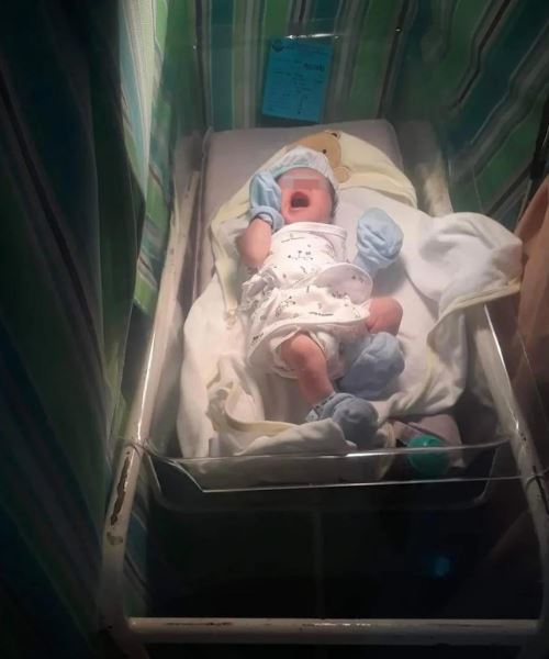 pasangan namakan bayi html