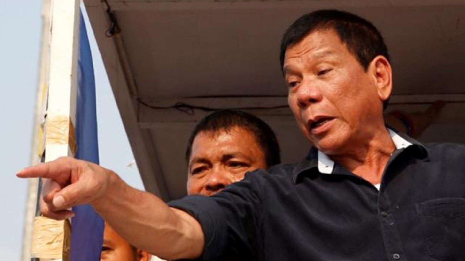 philippines’ president rodrigo duterte threatens to imprison those who refuse covid-19 vaccine
