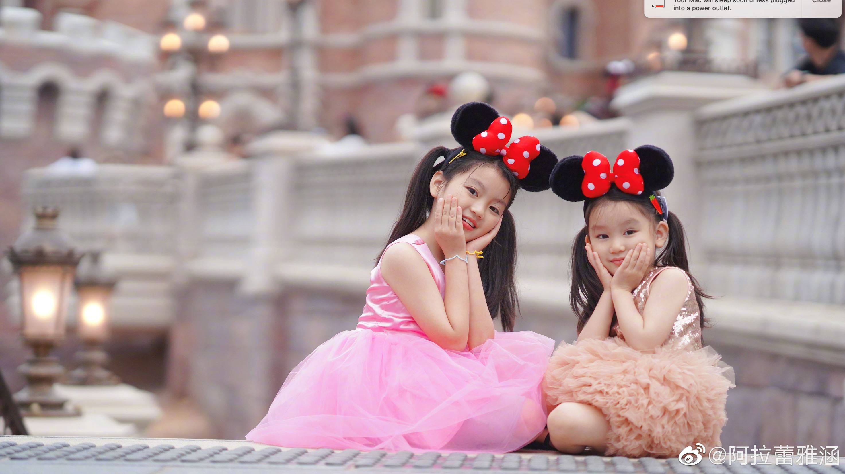 【多图】阿拉蕾和妹妹最新写真曝光❗️完美验证「没长歪」😍