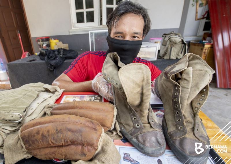 a vintage shoe collector from kelantan sells 104-year-old converse for rm40,800