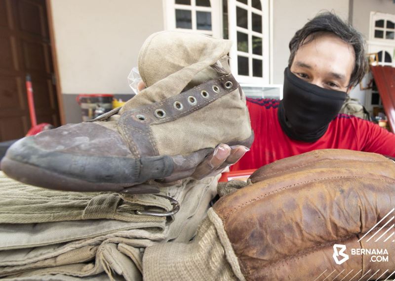 a vintage shoe collector from kelantan sells 104-year-old converse for rm40,800
