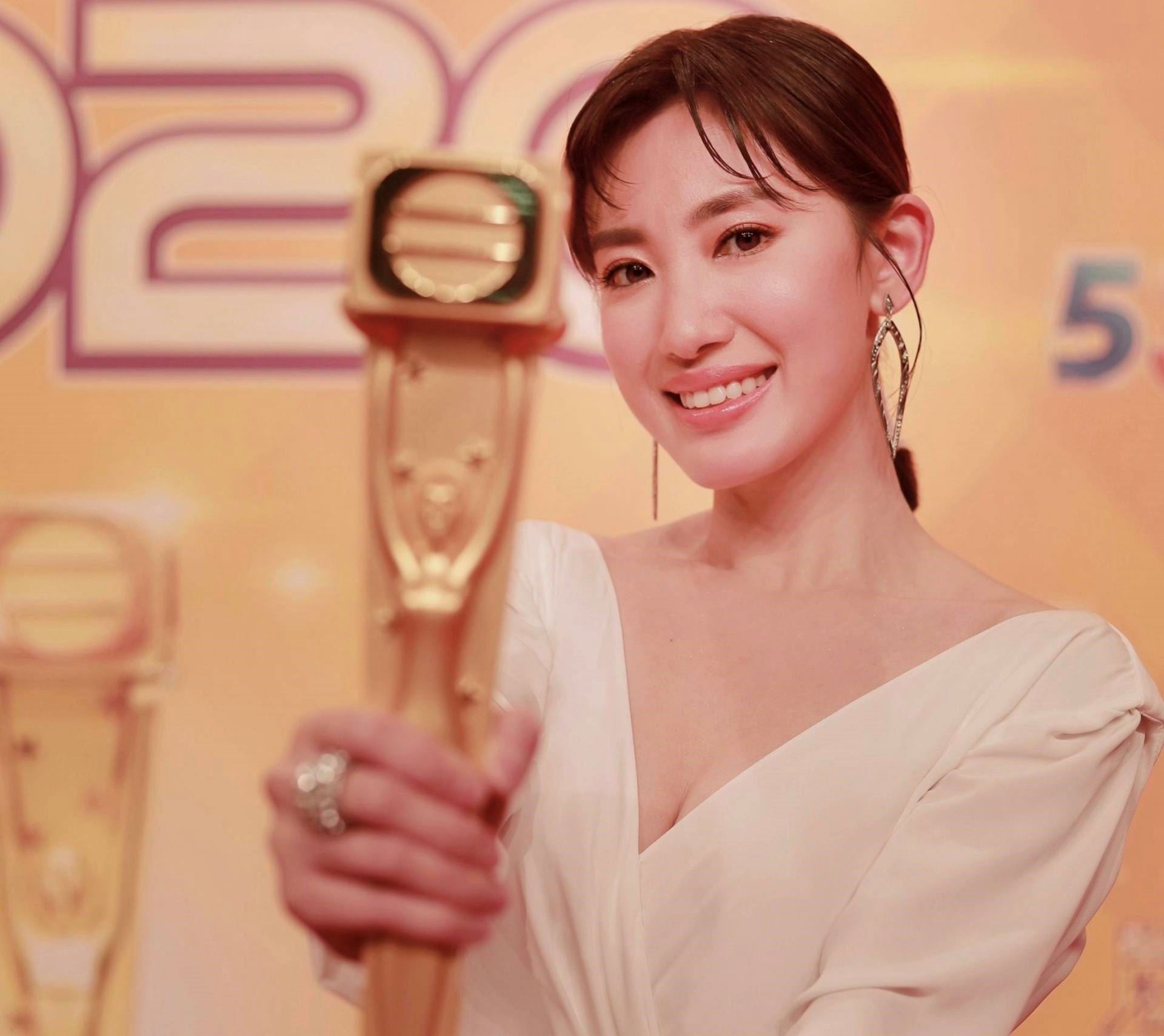 《欺诈剧团》大获好评❗️蒋家旻入行13年首次当女一：真的是一步步走过来🔥