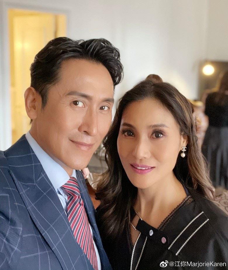 马德钟和老婆庆祝结婚28周年❗️零走样oppa当之无愧❤️