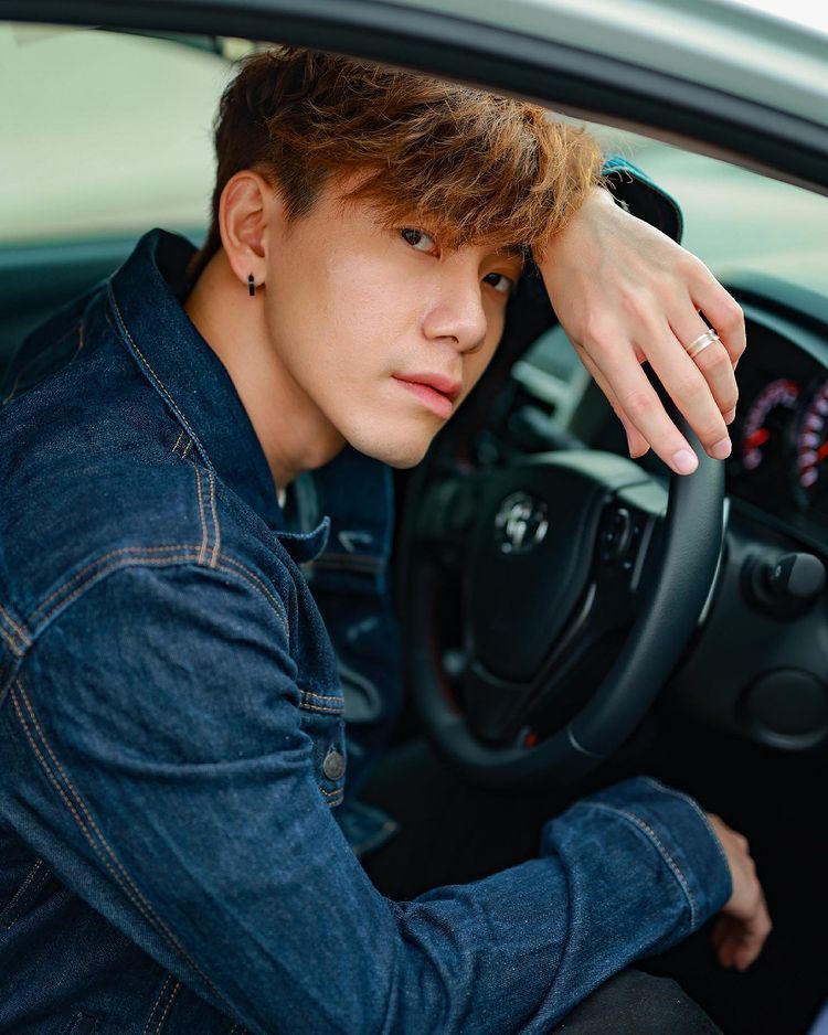 kid inn遇女老千被骗rm2500❗️对方装熟「你不知道我是谁咩」💢