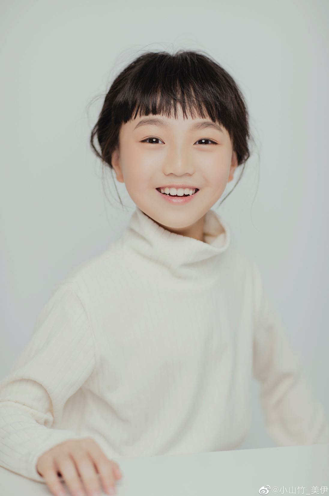 【多图】《爸爸去哪儿5》小山竹长大了❗️9岁美得像小公主啊❤️