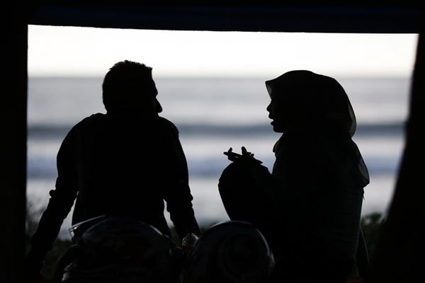 ada teori yang menyatakan ada 4 jenis pergaduhan yang boleh menamatkan hubungan dengan pasangan!