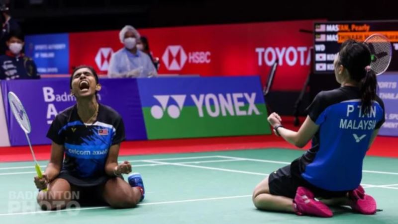 msia’s pearly-thinaah crowned 1st malaysian women’s doubles champions at swiss open
